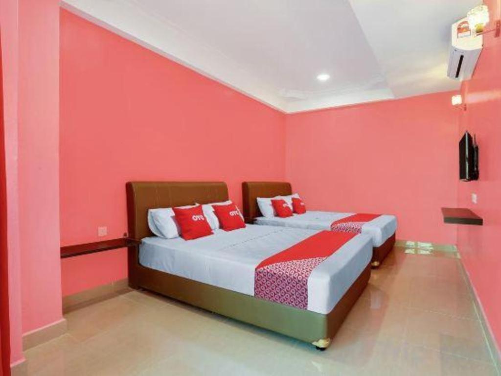 Oyo 89387 Sun Keerana Hotel Klang Ngoại thất bức ảnh