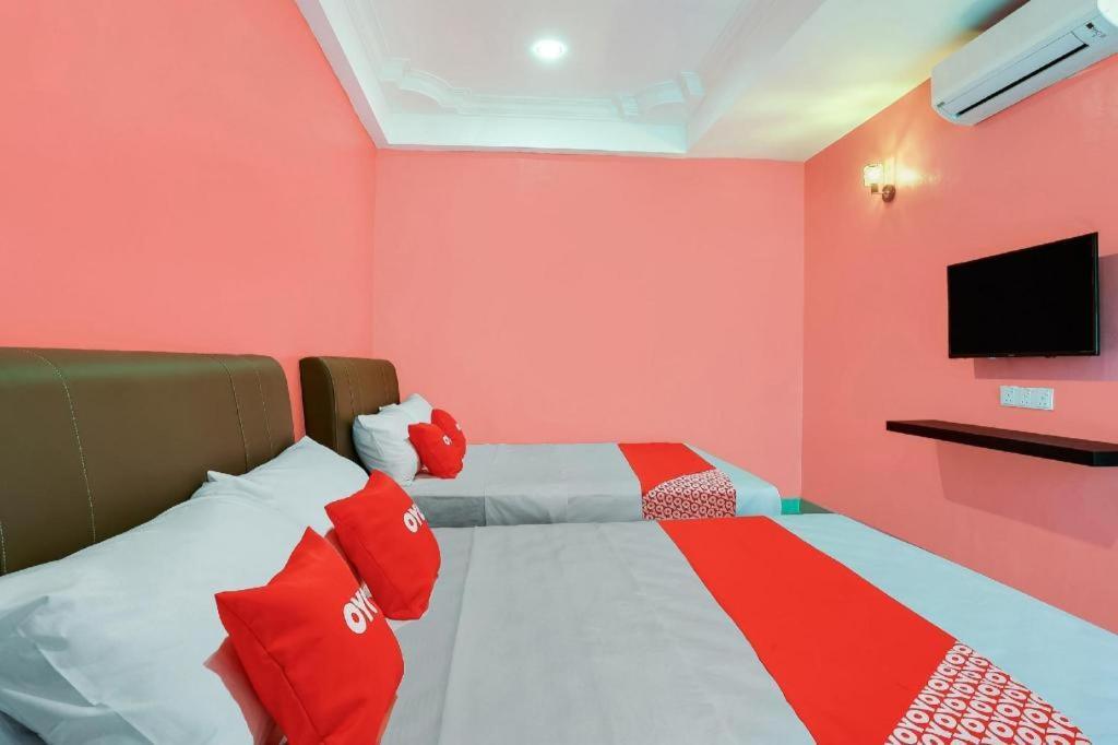 Oyo 89387 Sun Keerana Hotel Klang Ngoại thất bức ảnh