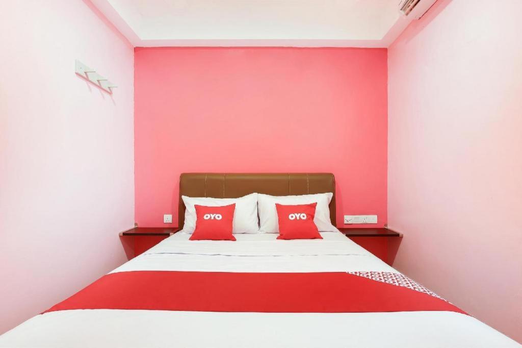 Oyo 89387 Sun Keerana Hotel Klang Ngoại thất bức ảnh
