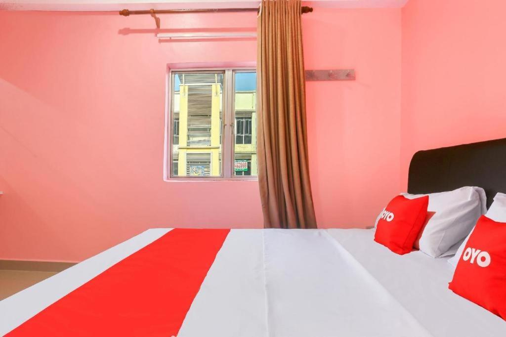 Oyo 89387 Sun Keerana Hotel Klang Ngoại thất bức ảnh