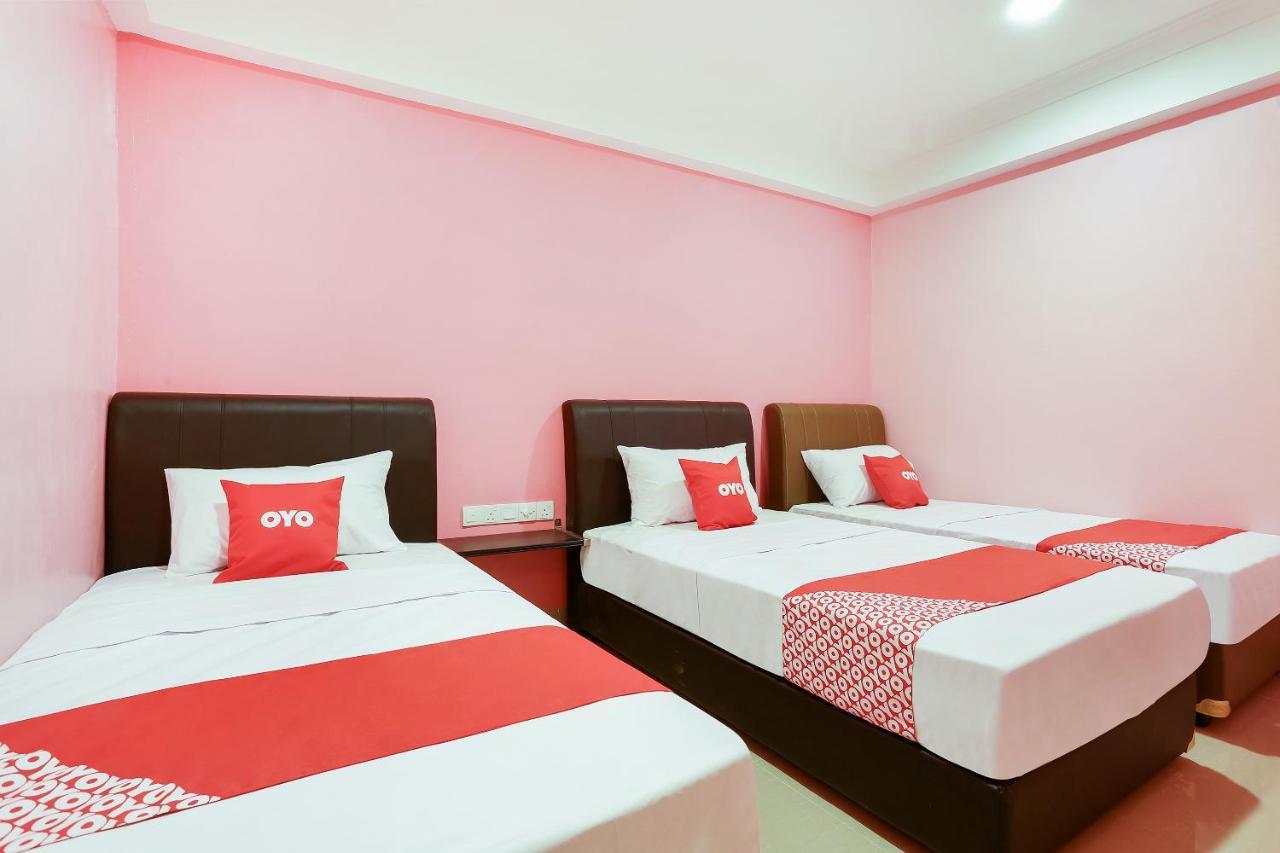 Oyo 89387 Sun Keerana Hotel Klang Ngoại thất bức ảnh