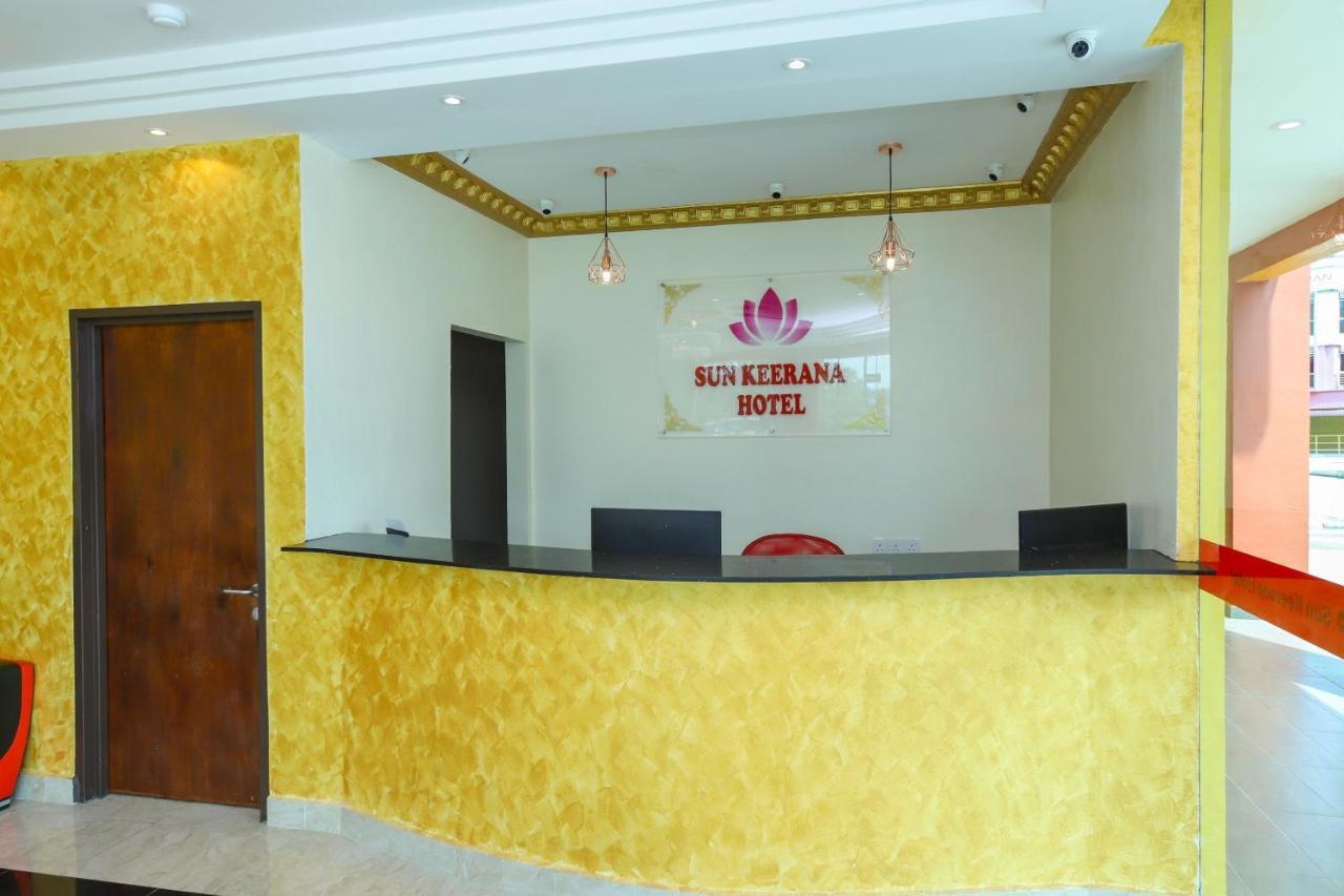 Oyo 89387 Sun Keerana Hotel Klang Ngoại thất bức ảnh