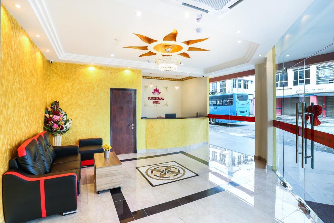 Oyo 89387 Sun Keerana Hotel Klang Ngoại thất bức ảnh
